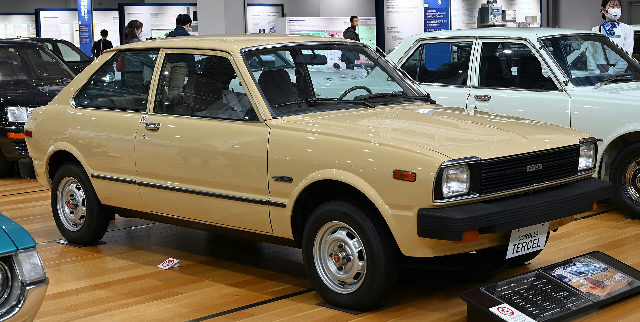 TOYOTA COROLLA BASE / ÚNICA — foto 2