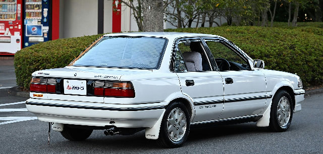 TOYOTA COROLLA BASE / ÚNICA — foto 3