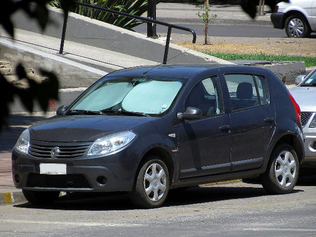 RENAULT SANDERO 1.5 DCI CONFORT — foto 2