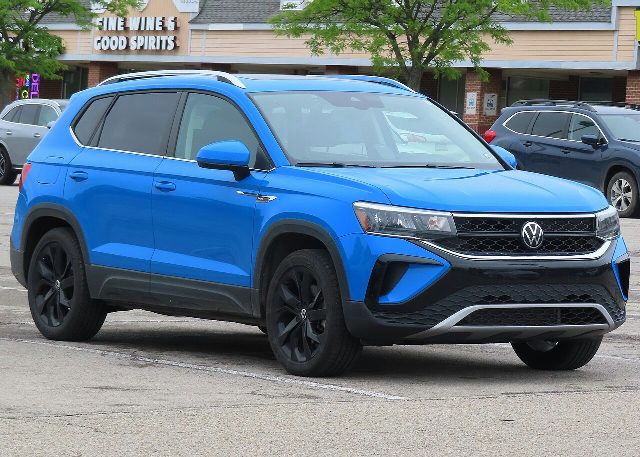 VOLKSWAGEN TAOS COMFORTLINE 250 TSI AT